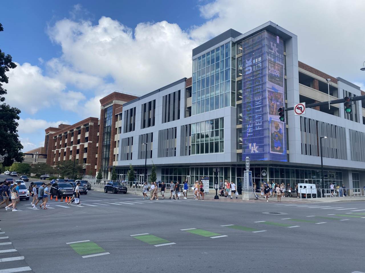 405 Limestone - Photo 1