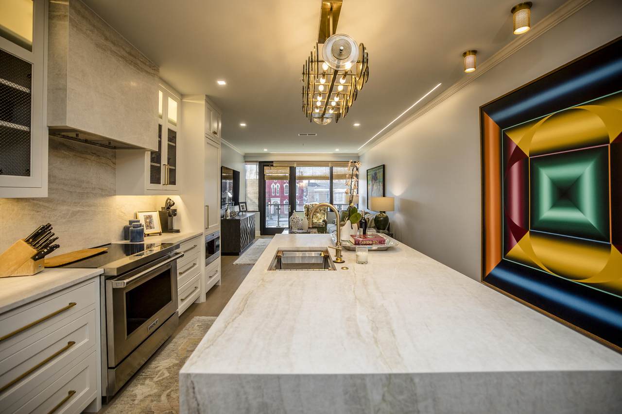 106 Vine Street - Photo 1