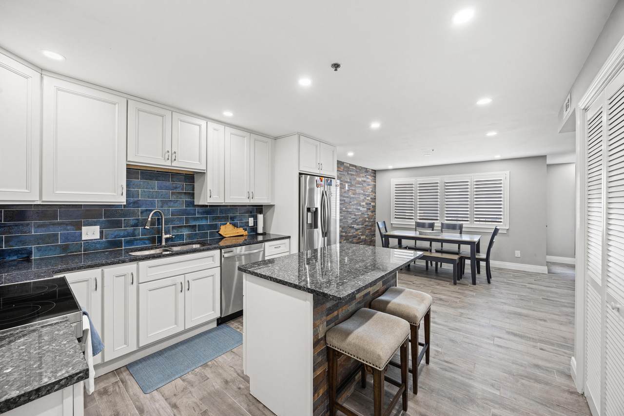 355 Broadway - Photo 1