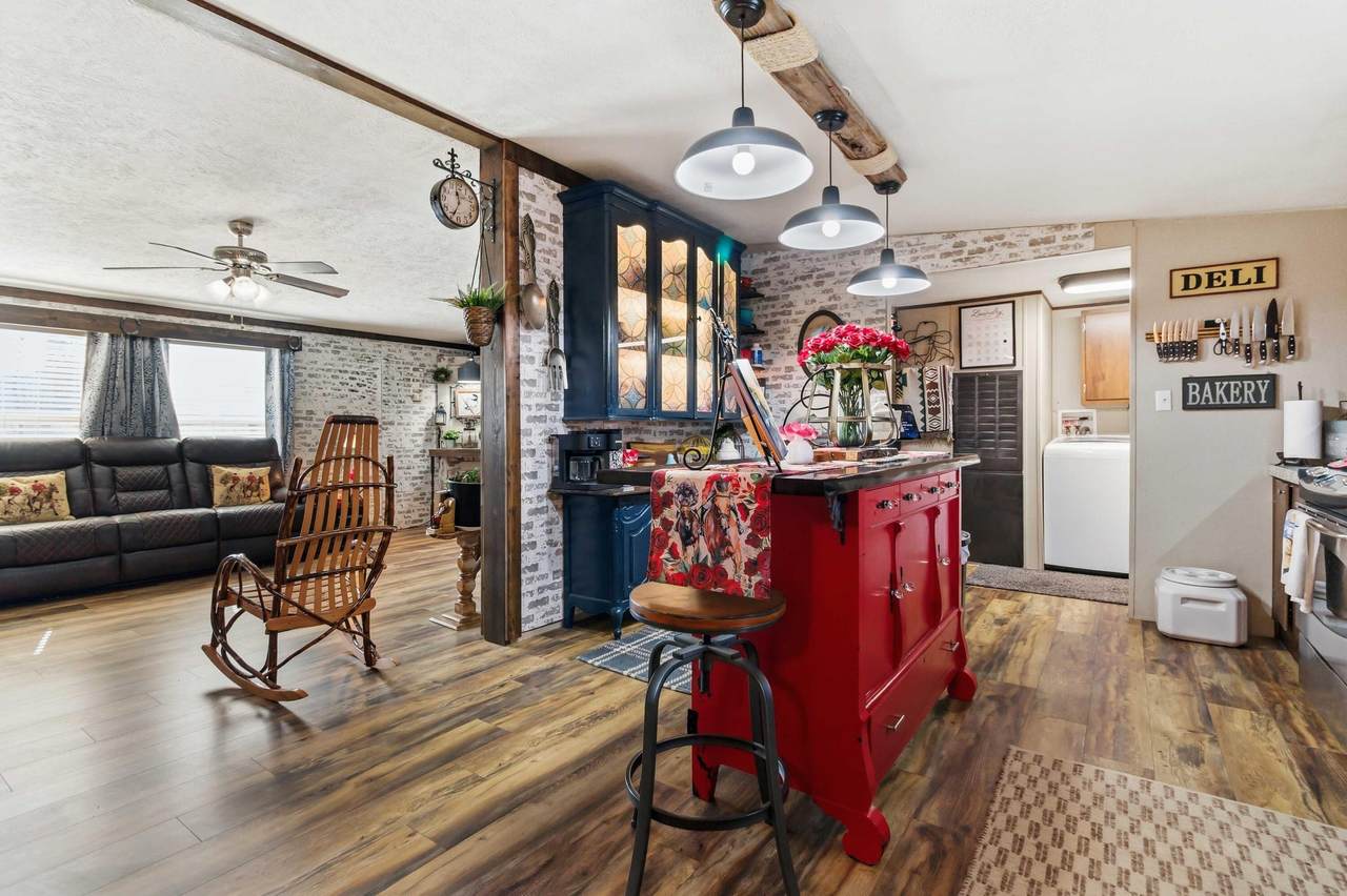 80 Benjamin Lane - Photo 1