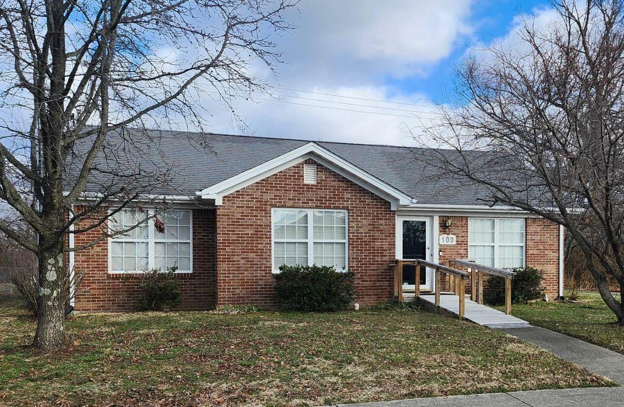 100 Henry Drive - Photo 1