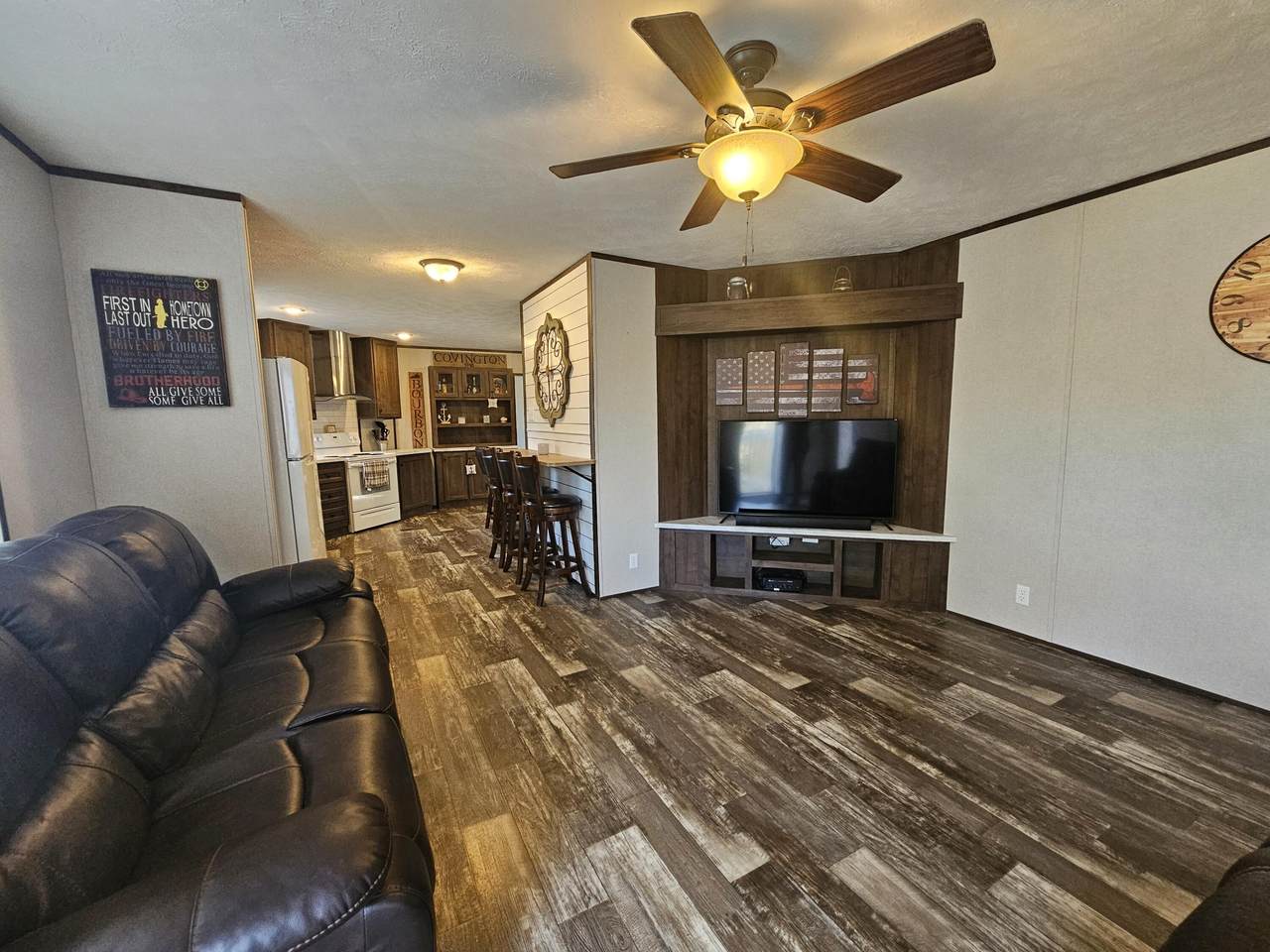 23 Forest View Road - Photo 1