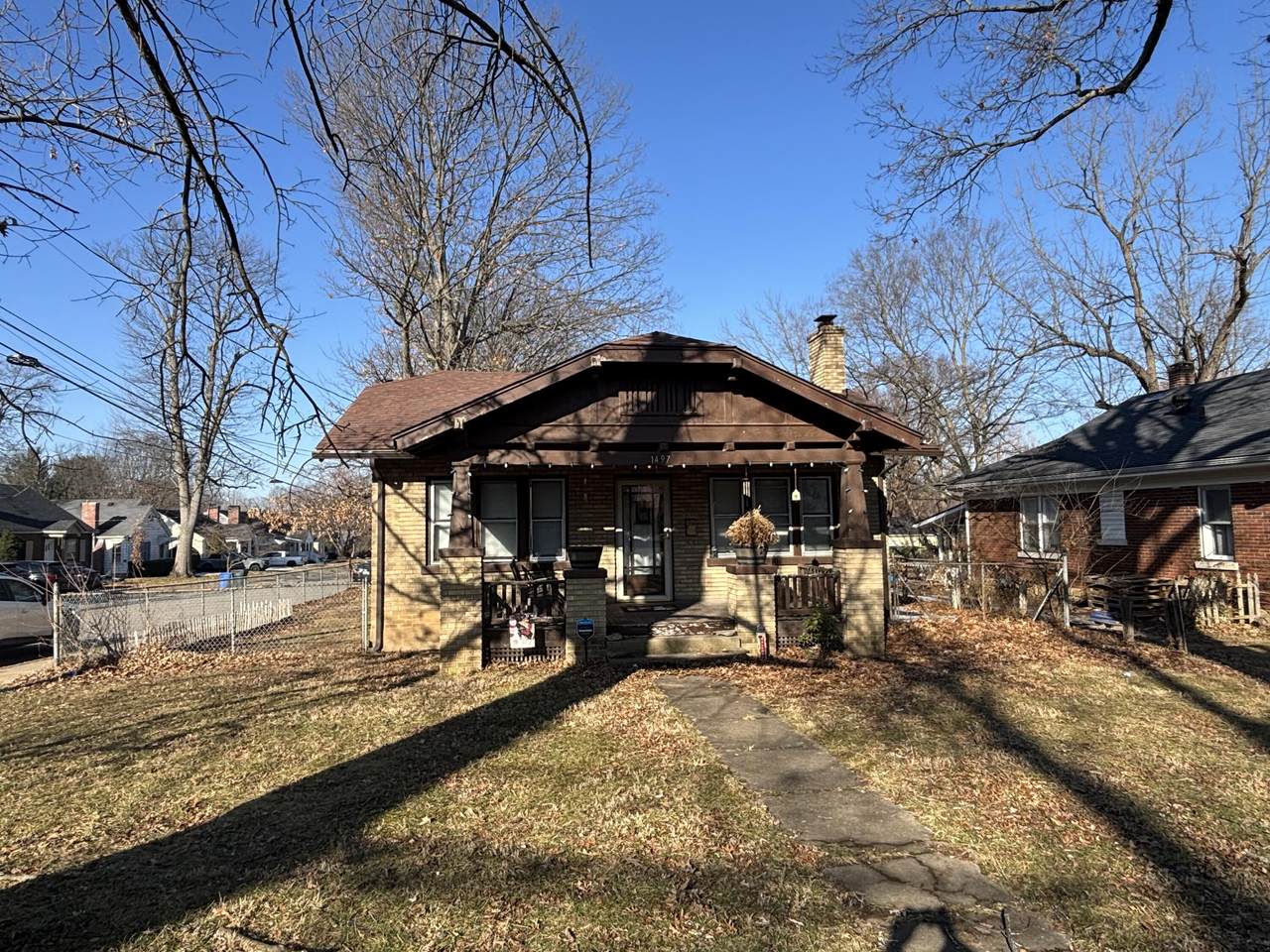 1497 Elizabeth Street - Photo 1