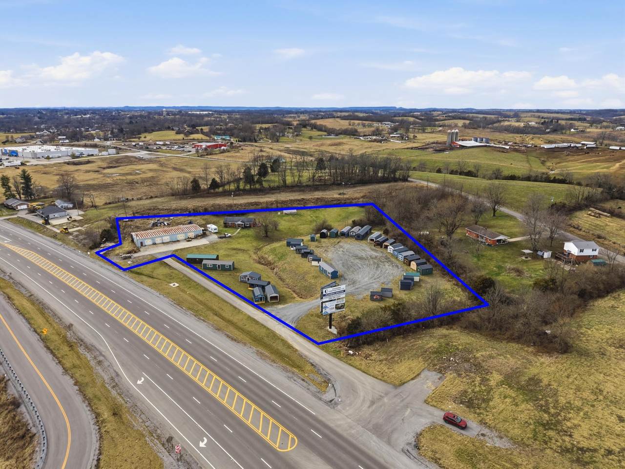 1001 U.S. 27 - Photo 1