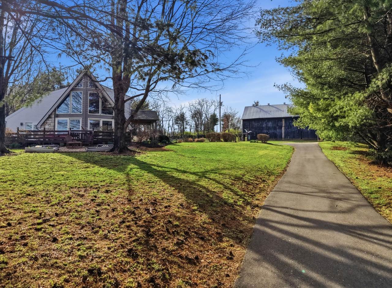235 Lakewood - Photo 1