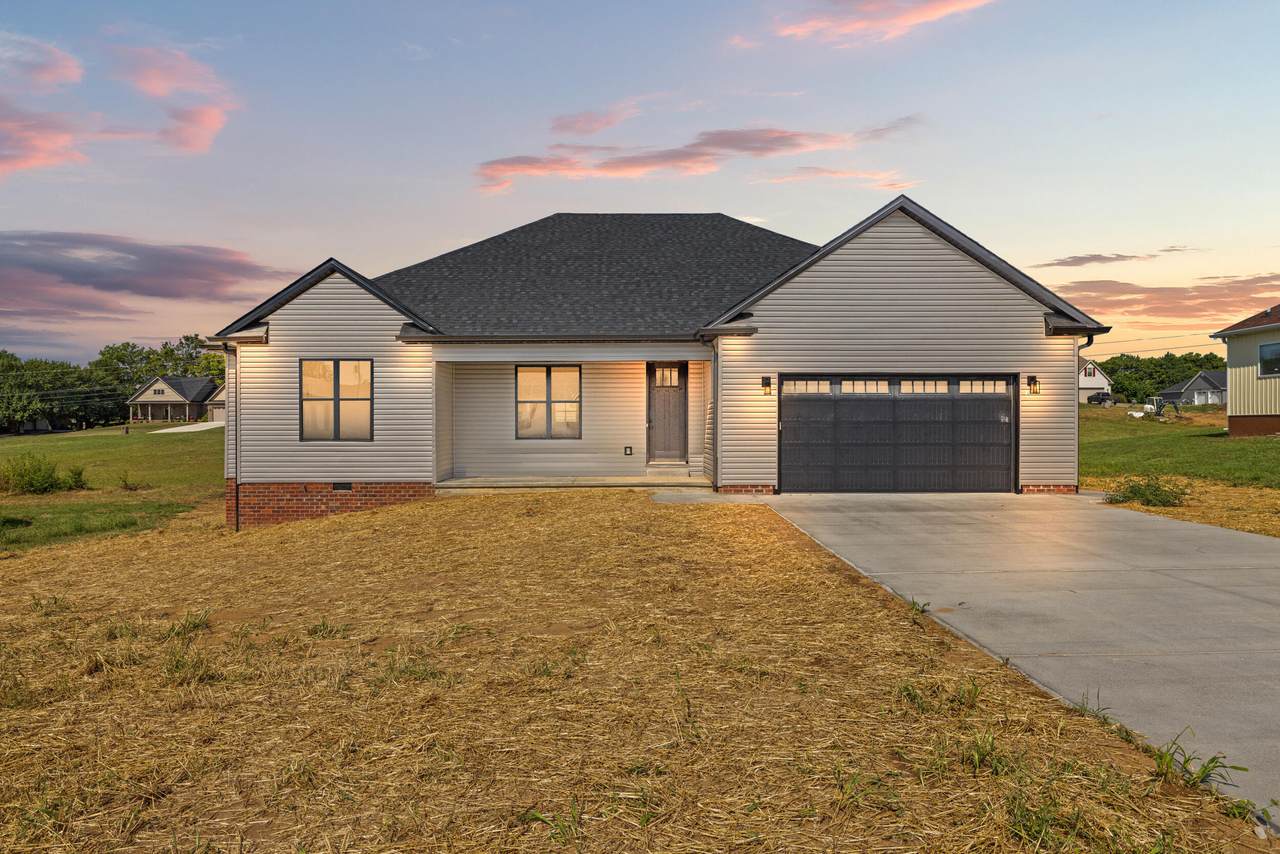913 Milward Drive - Photo 1