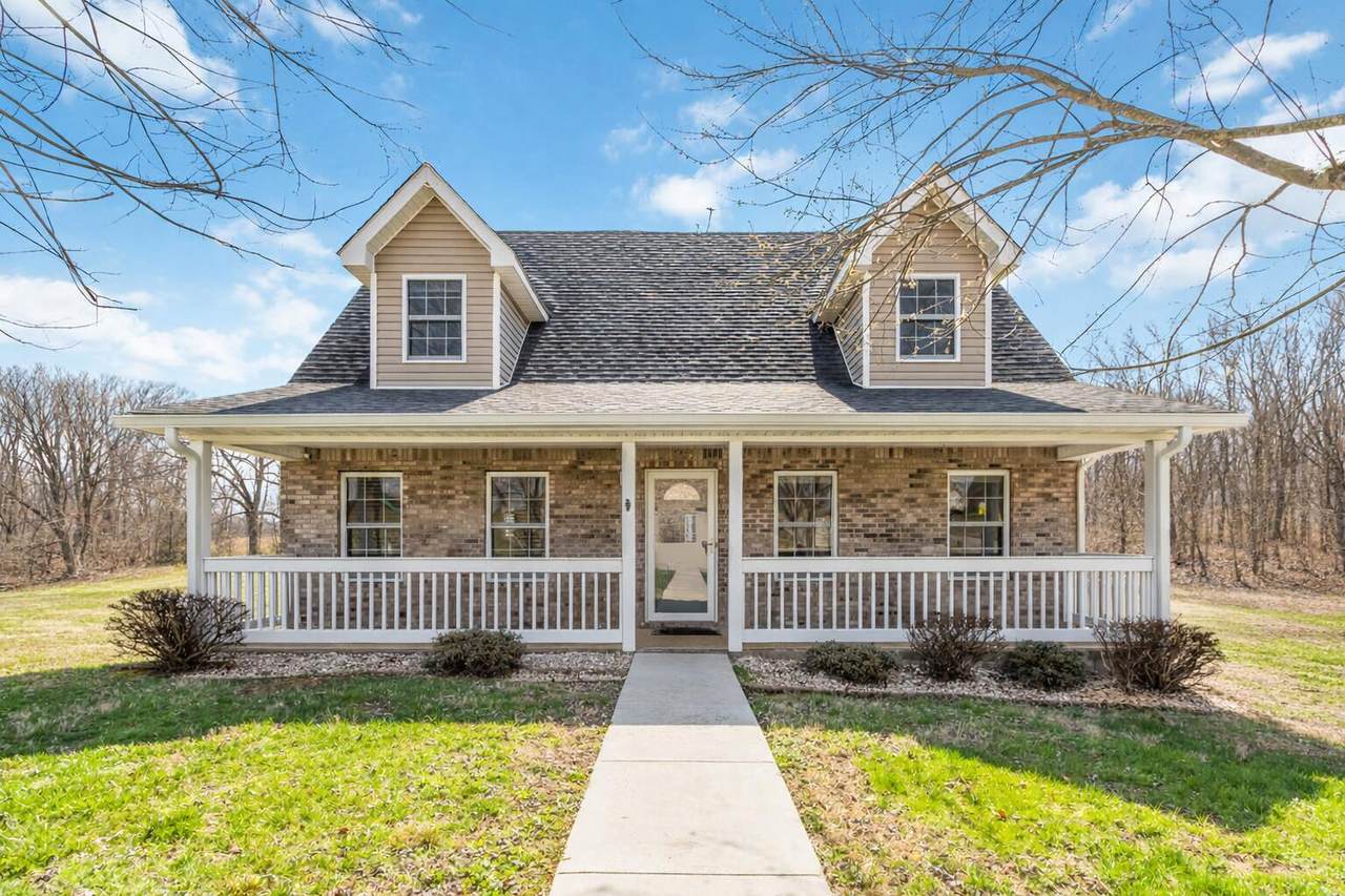 362 Whisper Woods Drive - Photo 1
