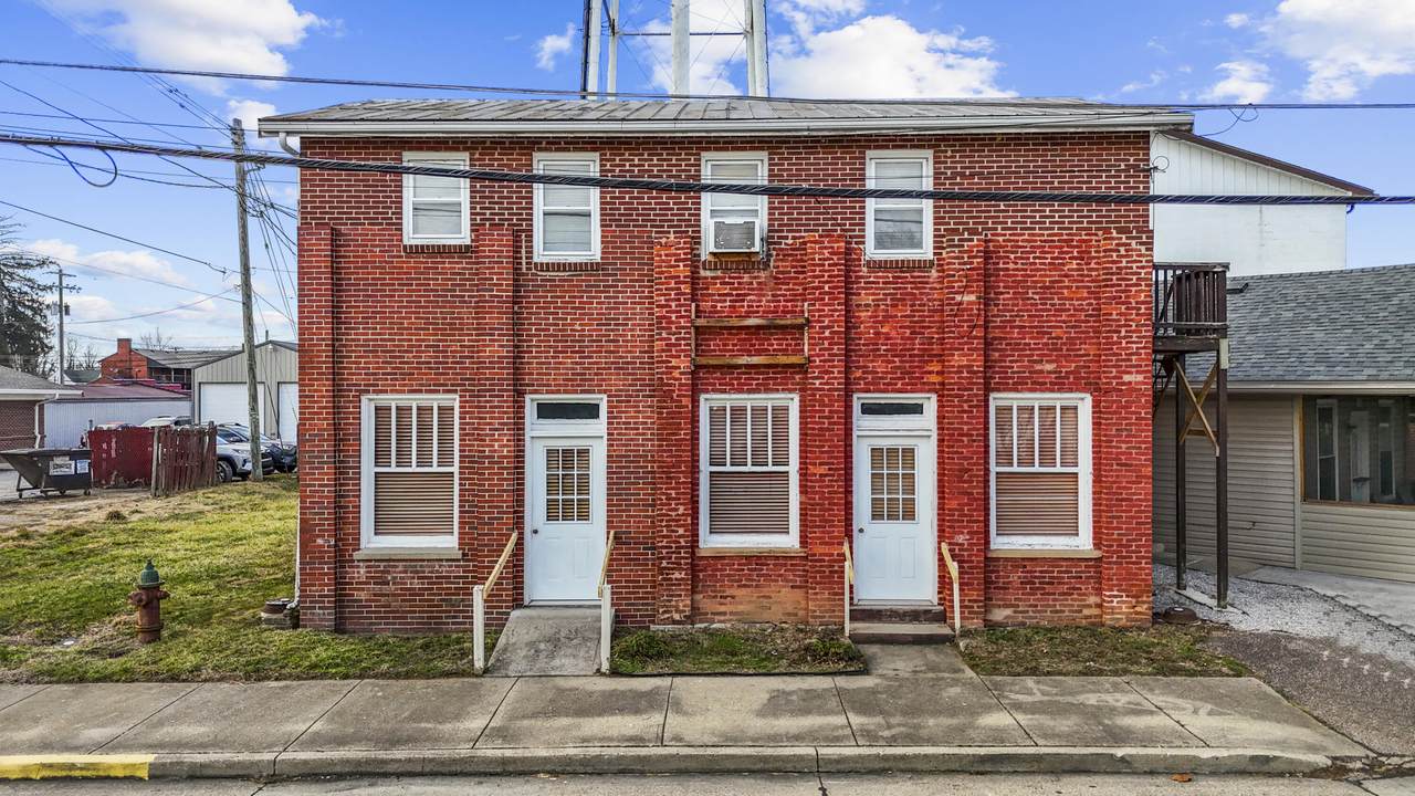 100 Pearl Street - Photo 1