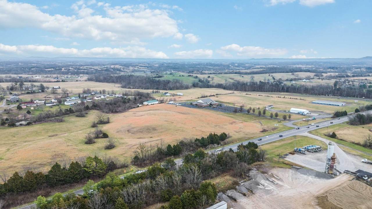 19 Yates Road - Photo 1