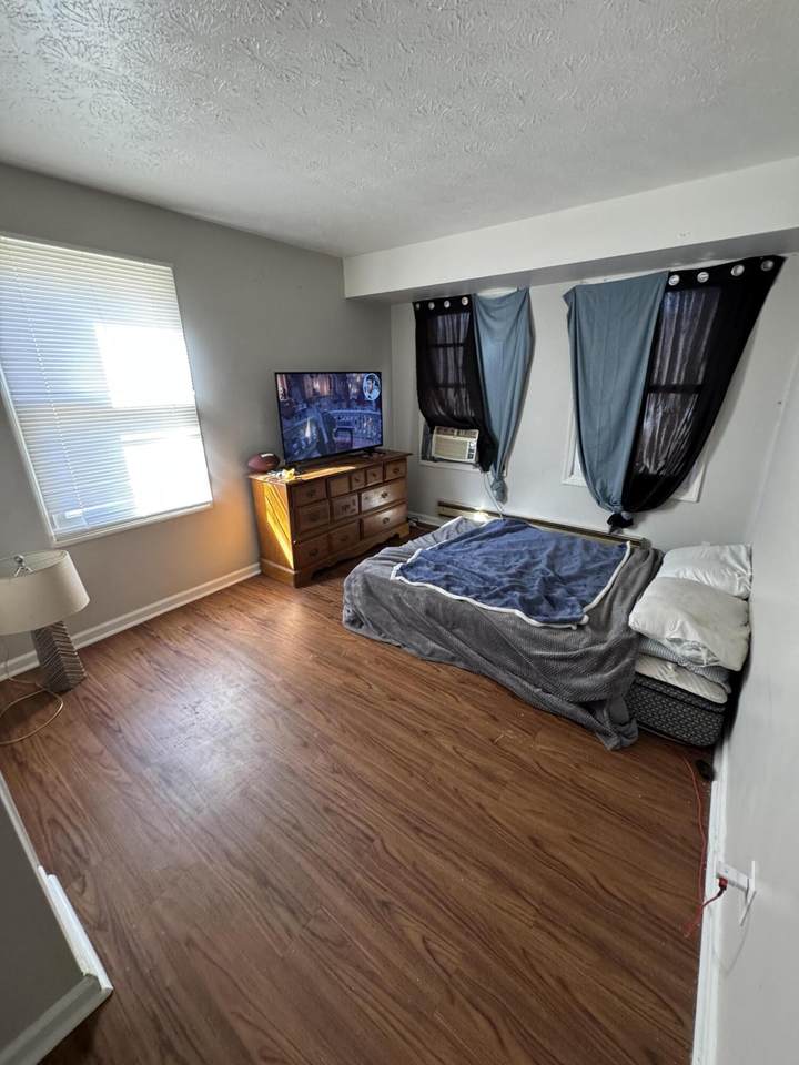 https://bt-photos.global.ssl.fastly.net/lexington/1280_boomver_1_20260306202243394676000000-2.jpg