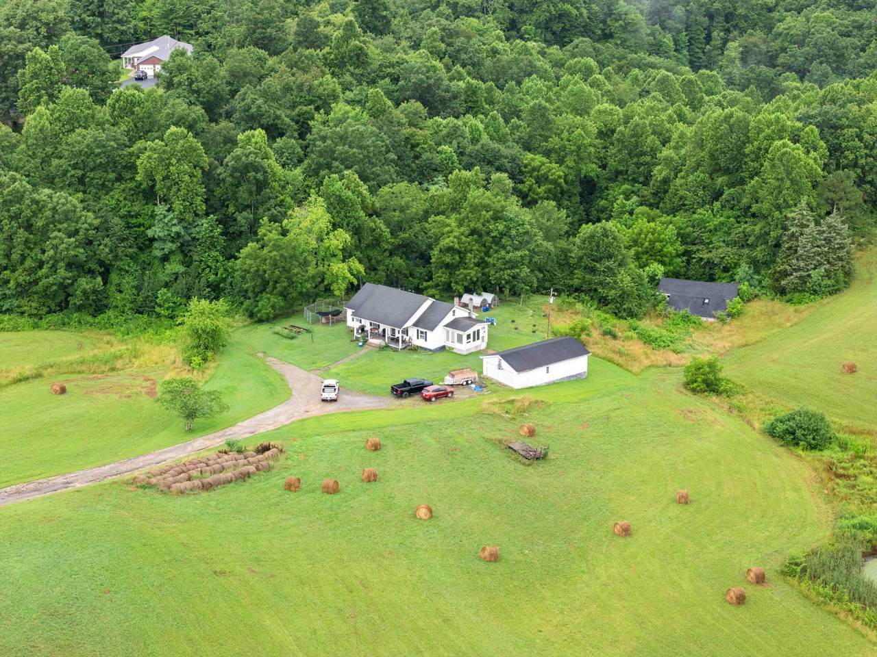 101 Steele Lane - Photo 1