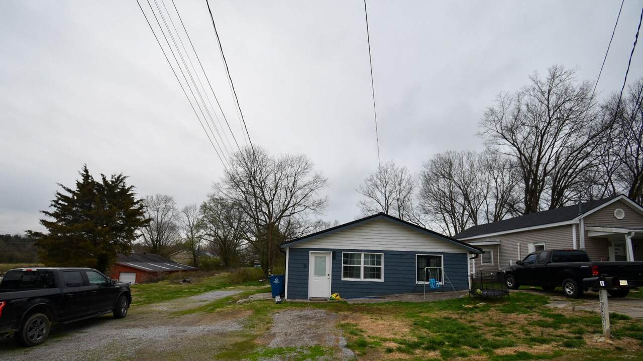 100 Darst Street - Photo 1