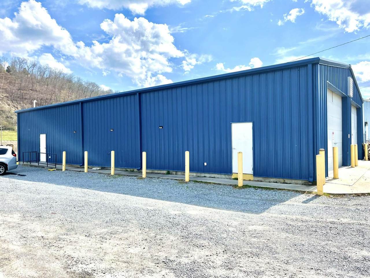 335 Industrial Park Road - Photo 1