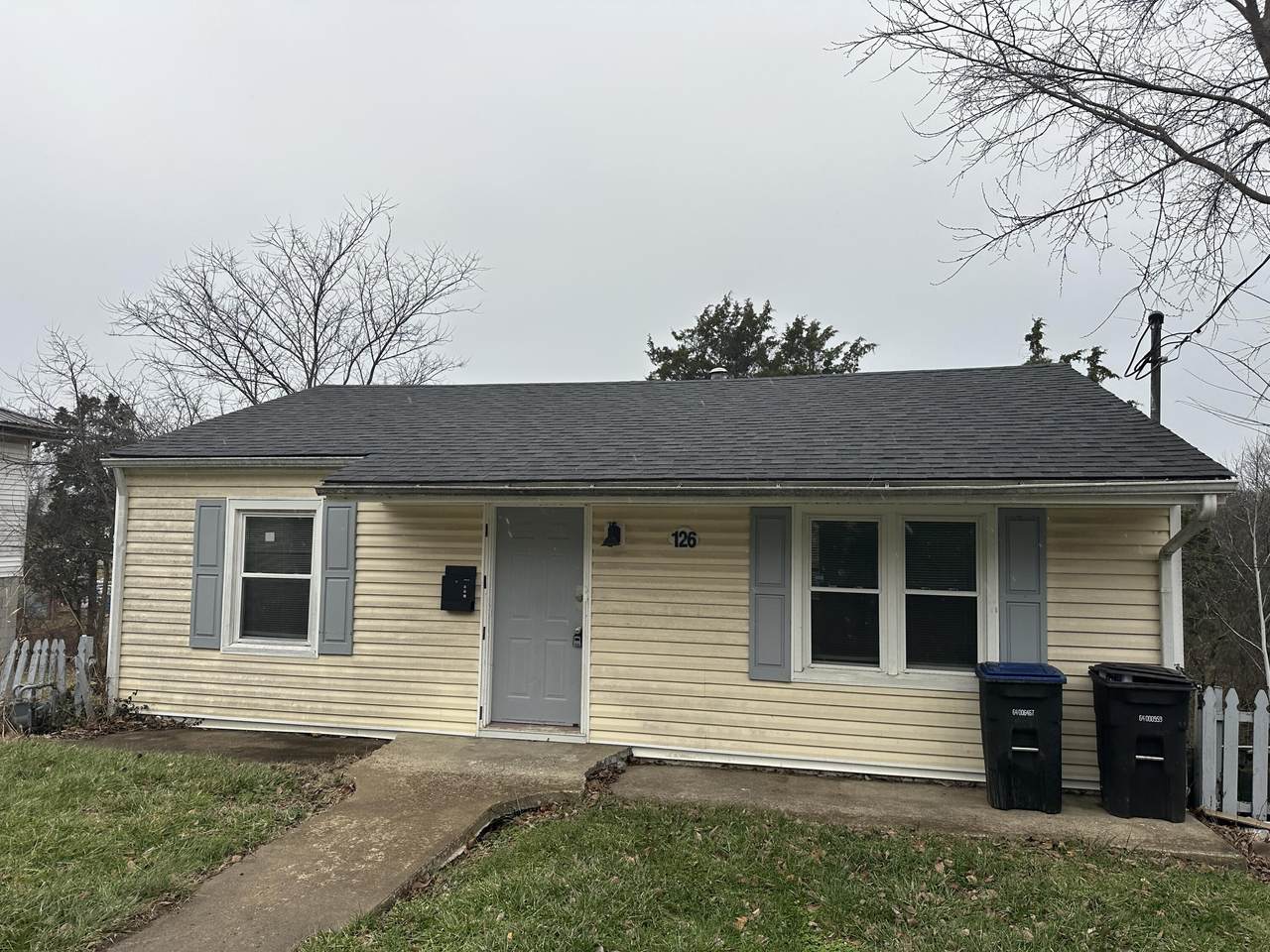 126 Allnutt Drive - Photo 1