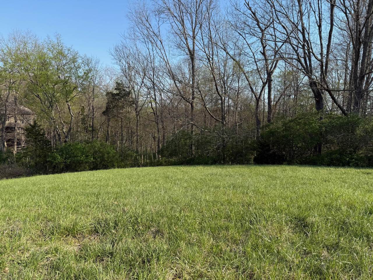 180 Avawam Drive - Photo 1