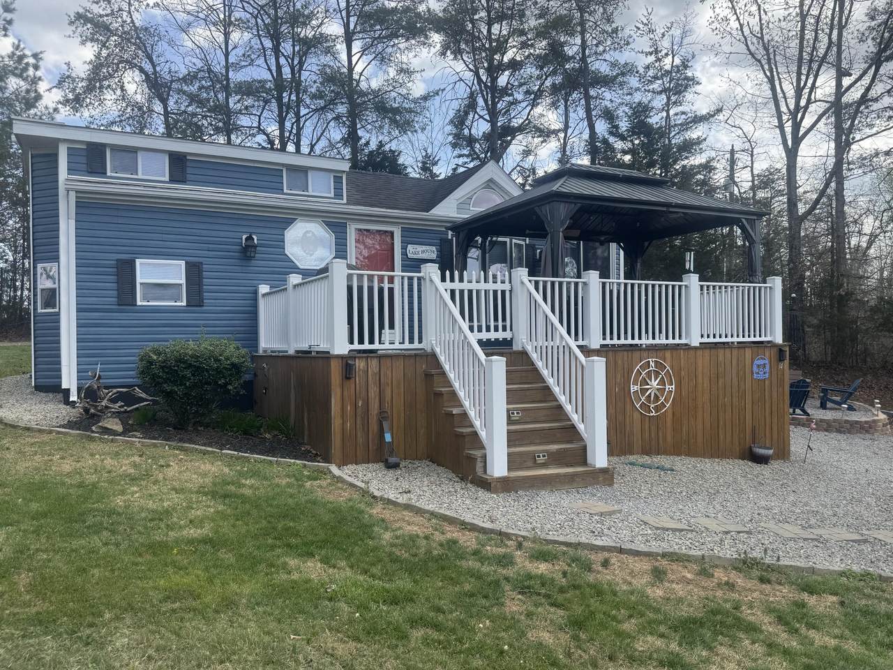 851 Main Street - Photo 1