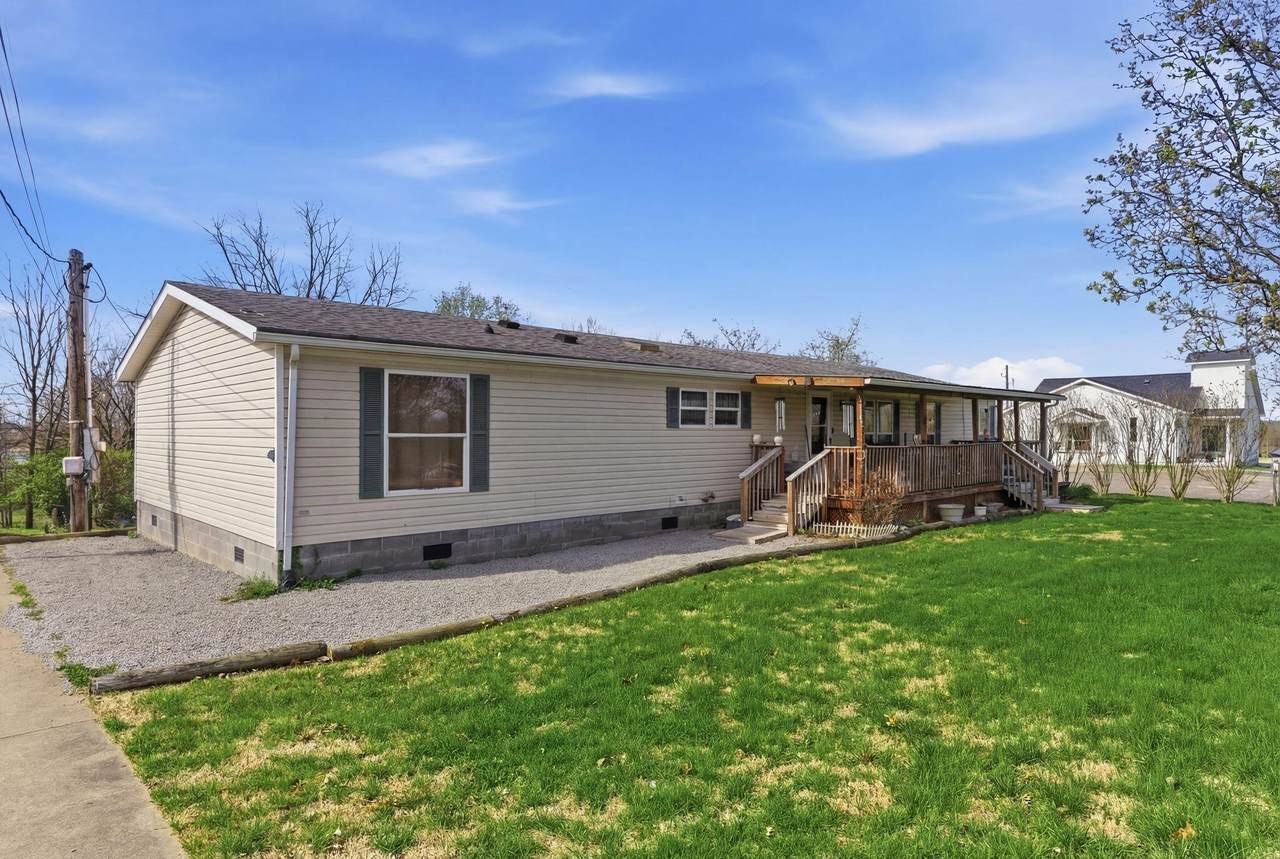 1085 Woodlake Road - Photo 1