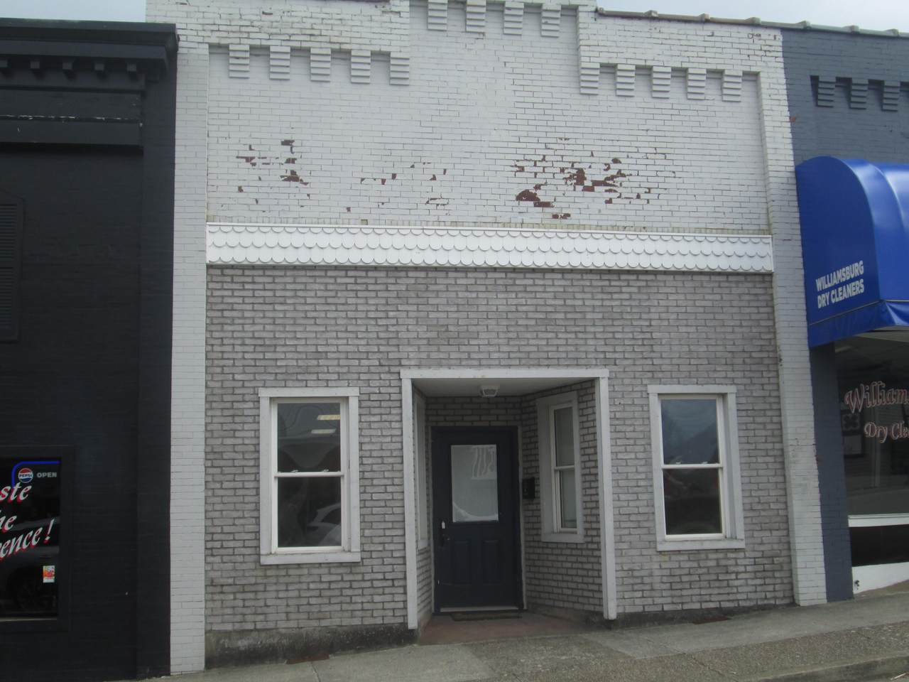 405 Main Street - Photo 1