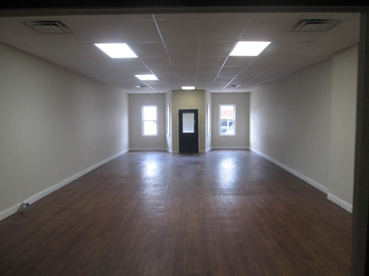 https://bt-photos.global.ssl.fastly.net/lexington/1280_boomver_1_20260401233308773796000000-2.jpg