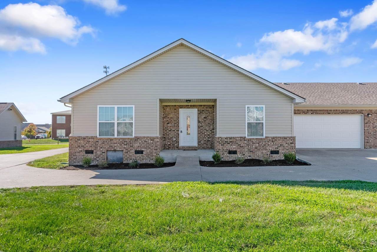 579 Regency Circle - Photo 1