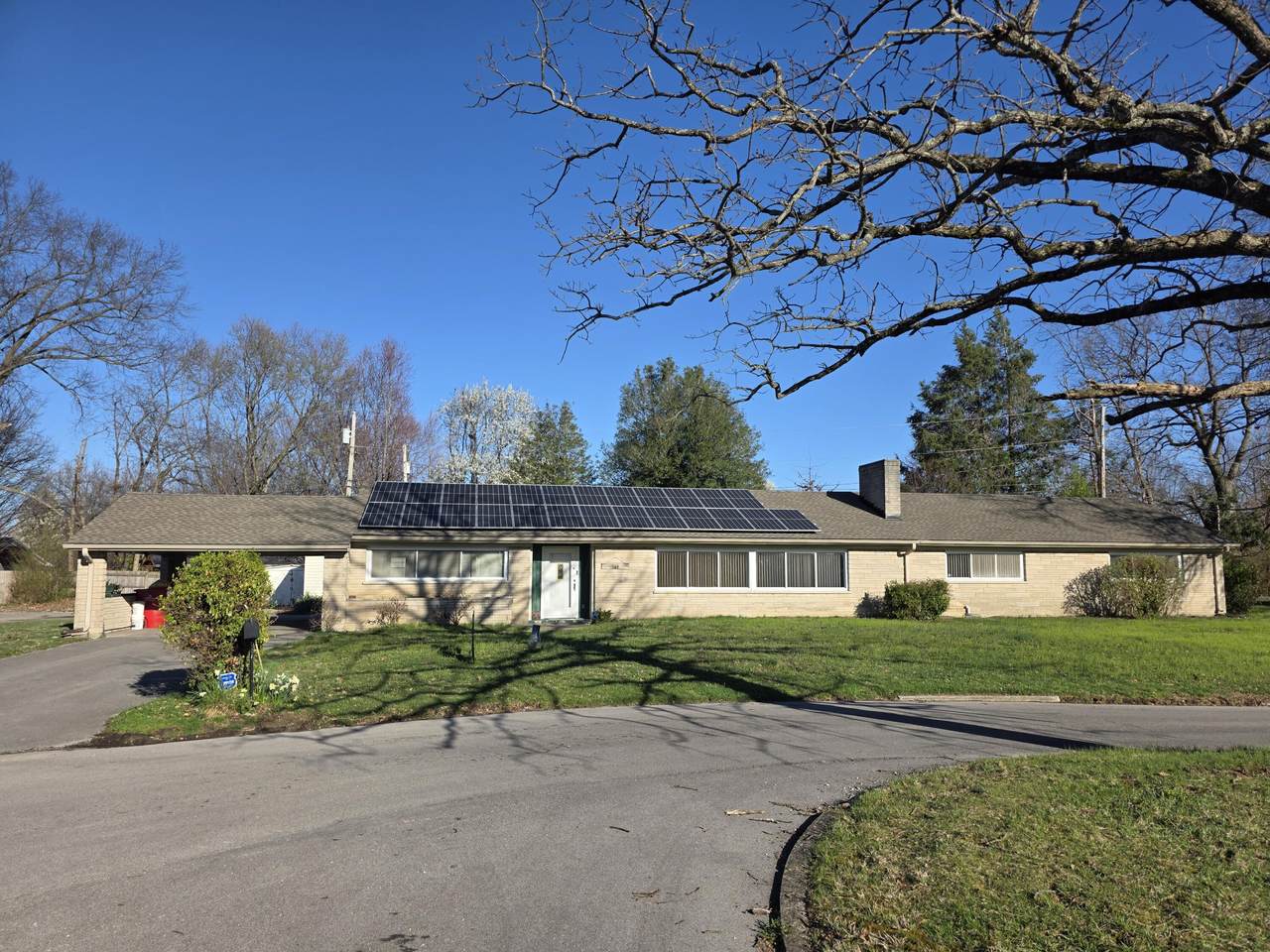 114 Meadowlark Drive - Photo 1