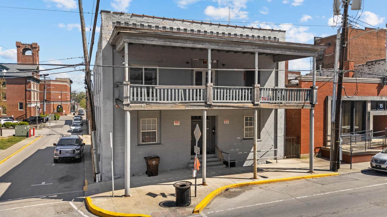 17 Lexington Avenue - Photo 1