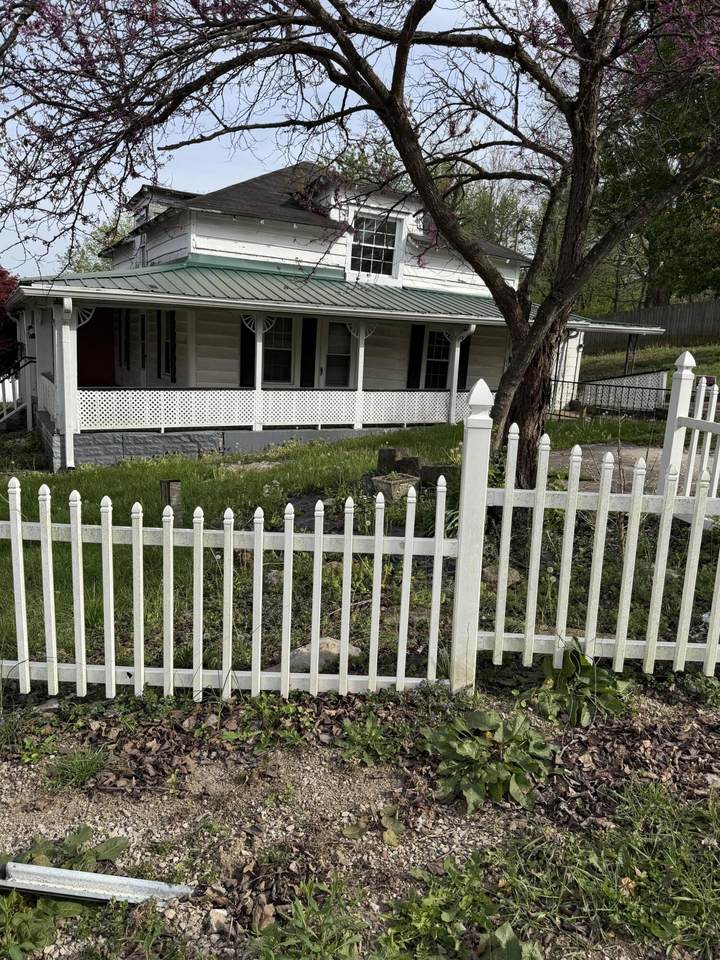 695 Main Street - Photo 1