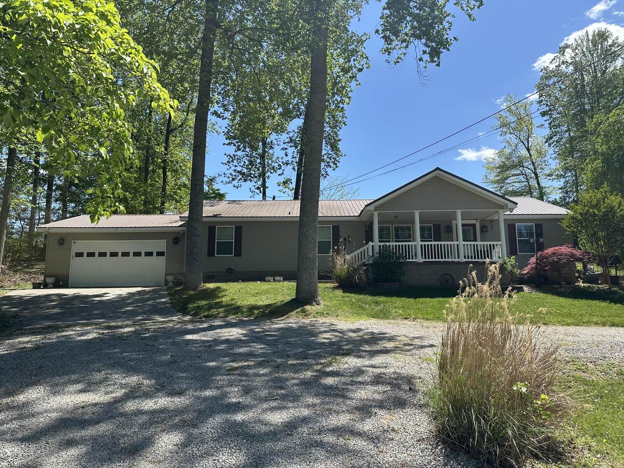 18 Hill Drive - Photo 1