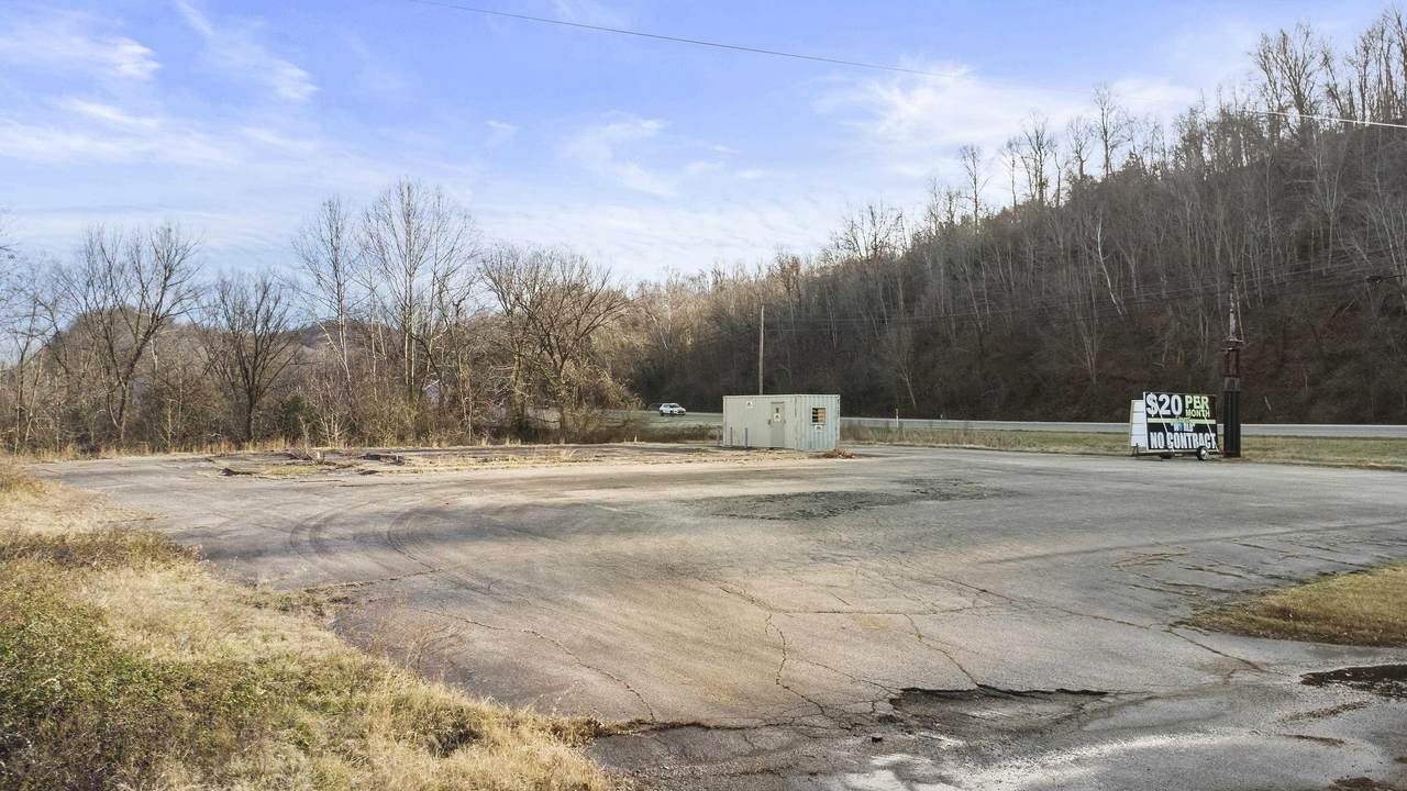 1821 Ashland Road - Photo 1