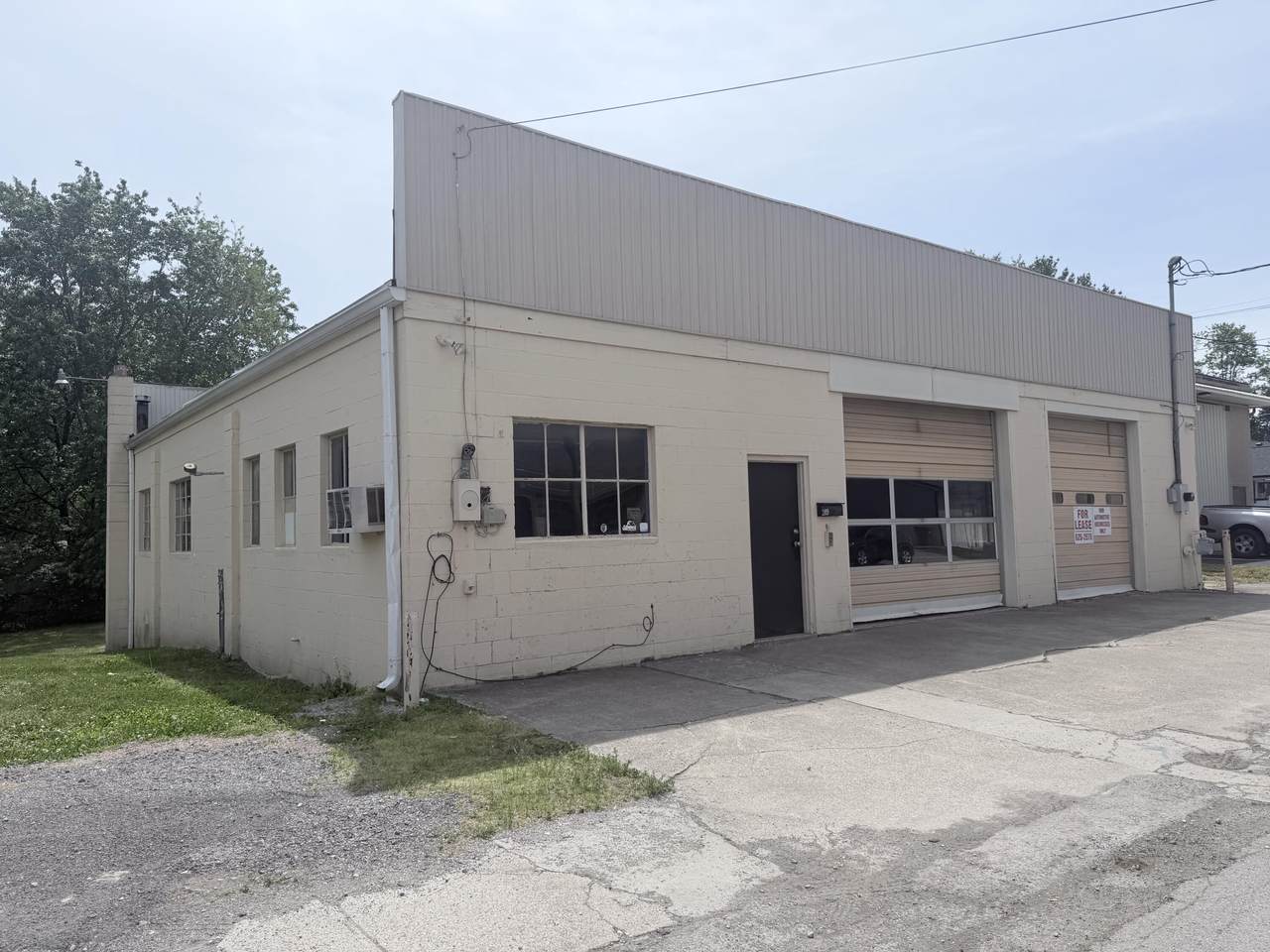 209 Estill Avenue - Photo 1