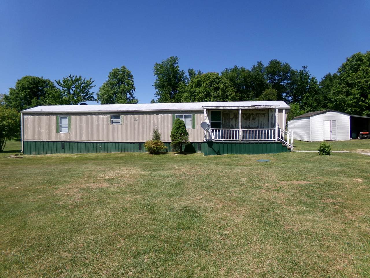 206 Waleto Street - Photo 1