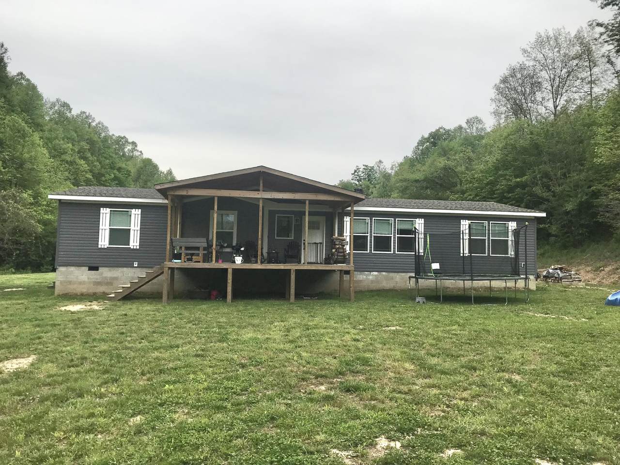 528 Skaggs Drive - Photo 1