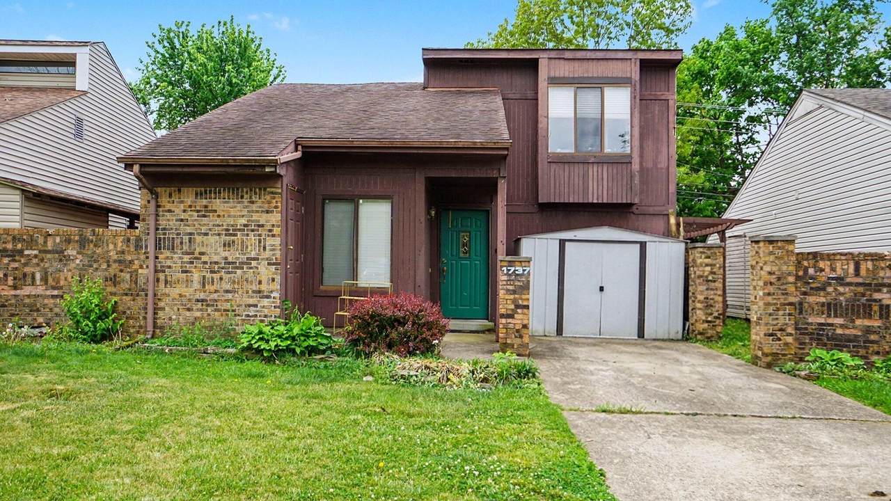1737 Prairie Circle - Photo 1