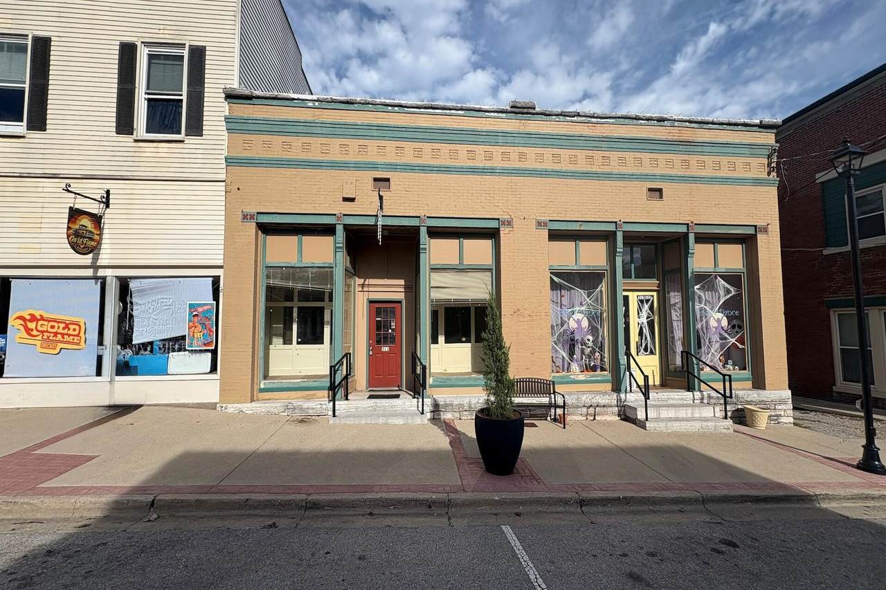 313 Main Street - Photo 1
