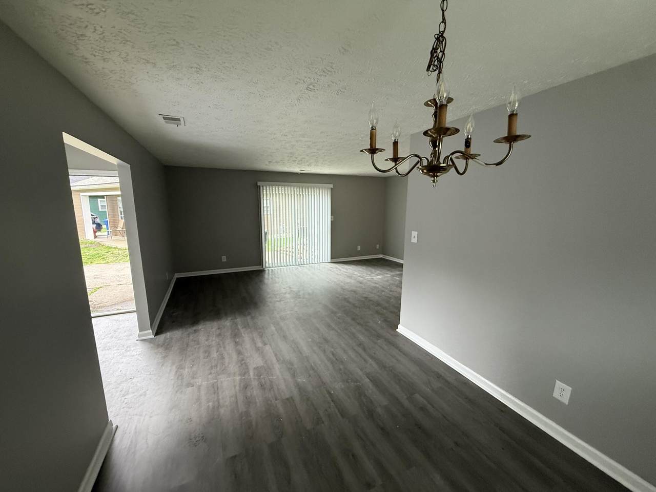https://bt-photos.global.ssl.fastly.net/lexington/1280_boomver_1_20260505121147328203000000-2.jpg