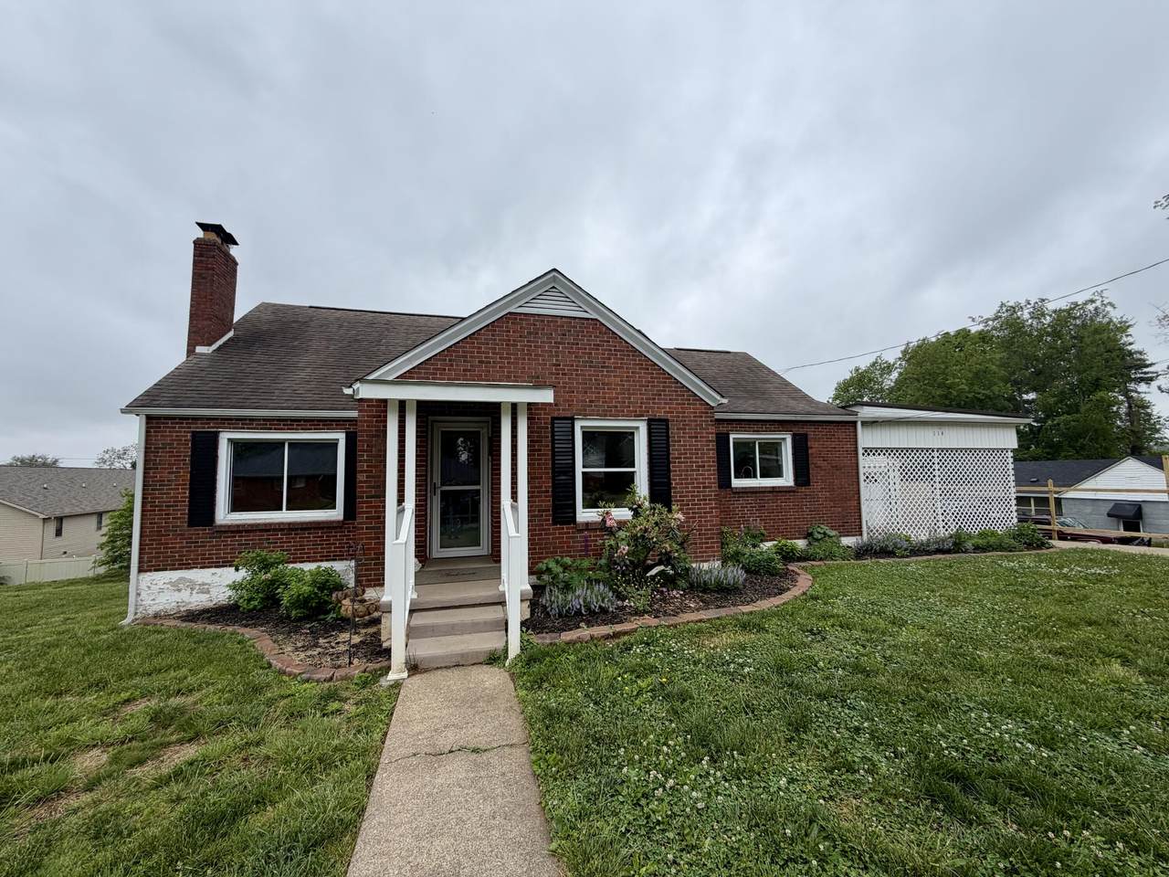 114 Beck Street - Photo 1