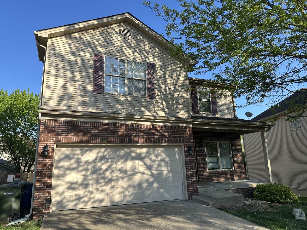 3933 Pine Ridge Way - Photo 1