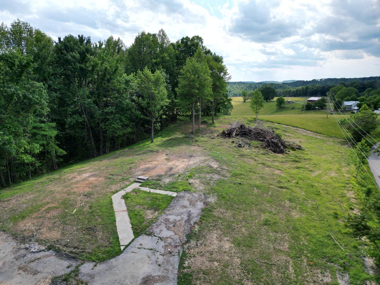 1879 Eatontown Rd - Photo 1