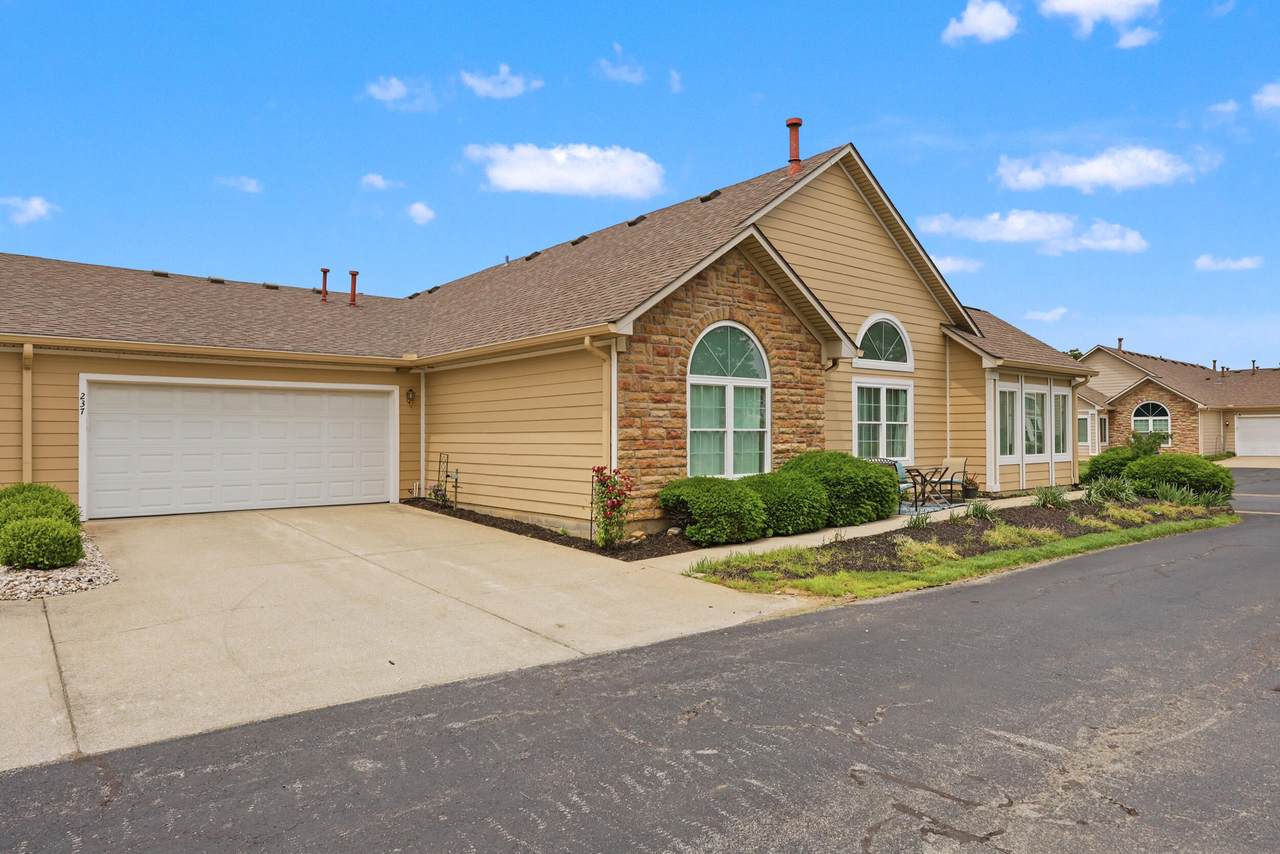 237 Churchill - Photo 1