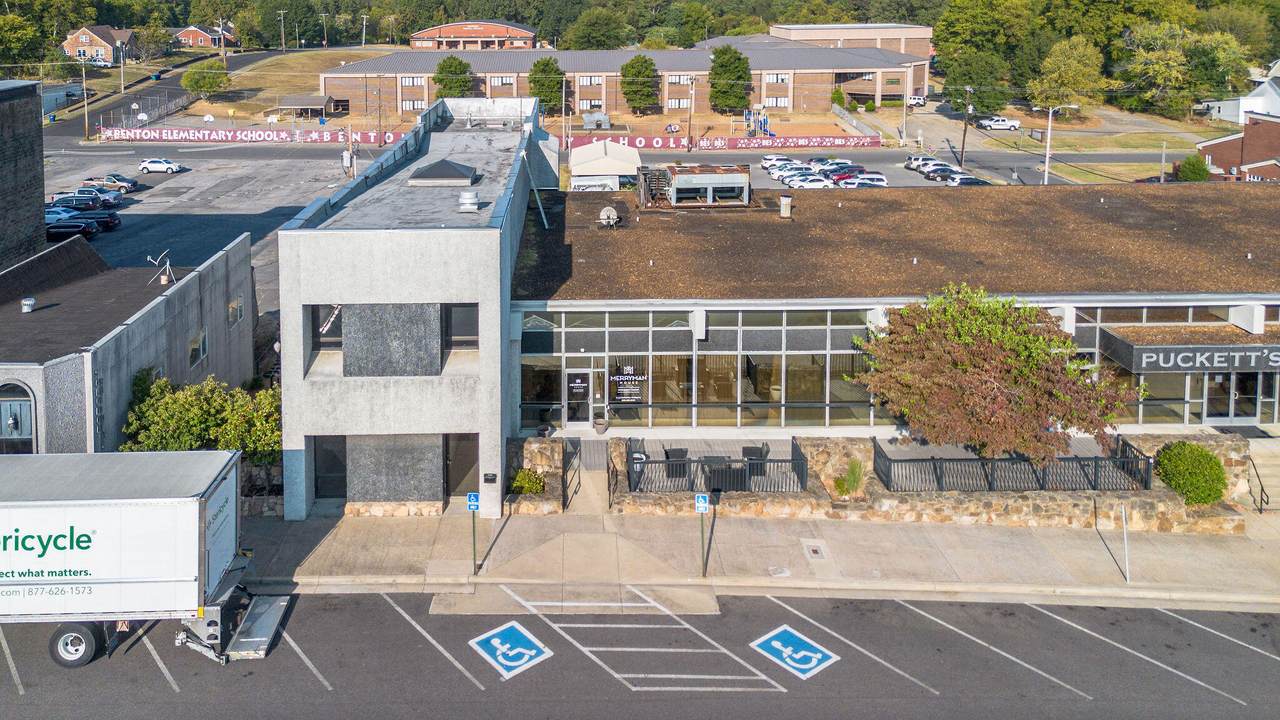1016 Main Street - Photo 1