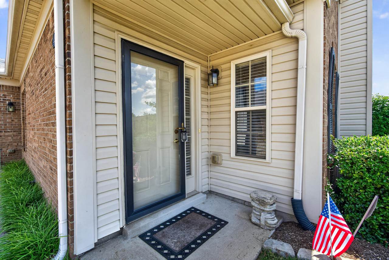 498 Goldon Trophy Trail - Photo 1