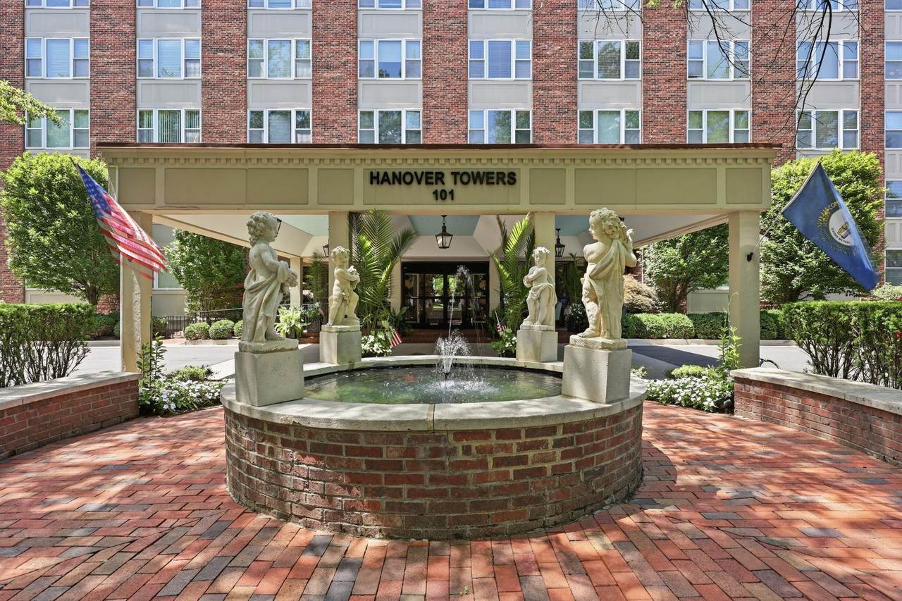 101 Hanover Avenue - Photo 1