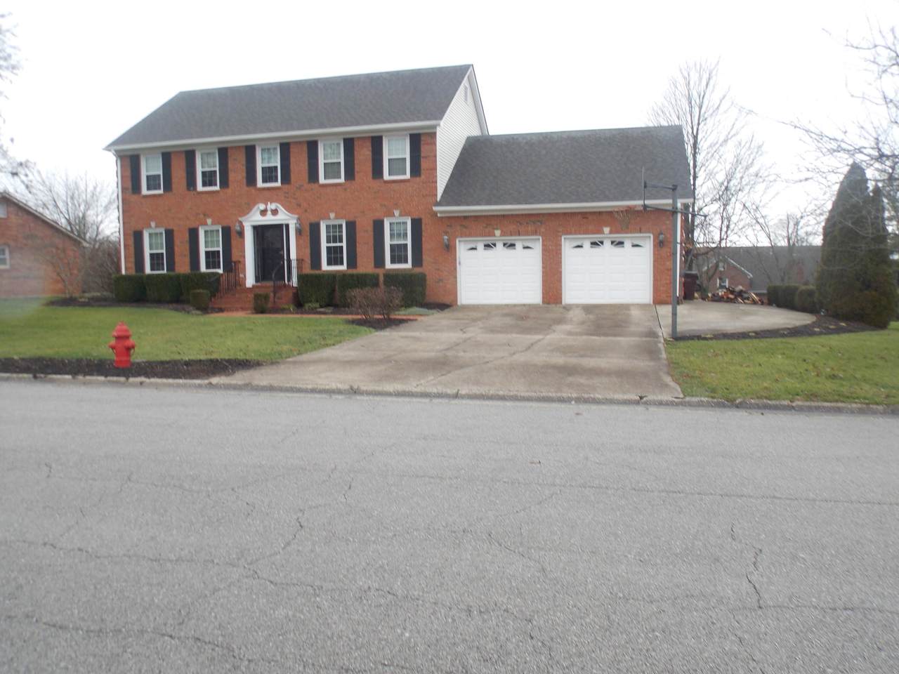 6008 Canonero Way - Photo 1