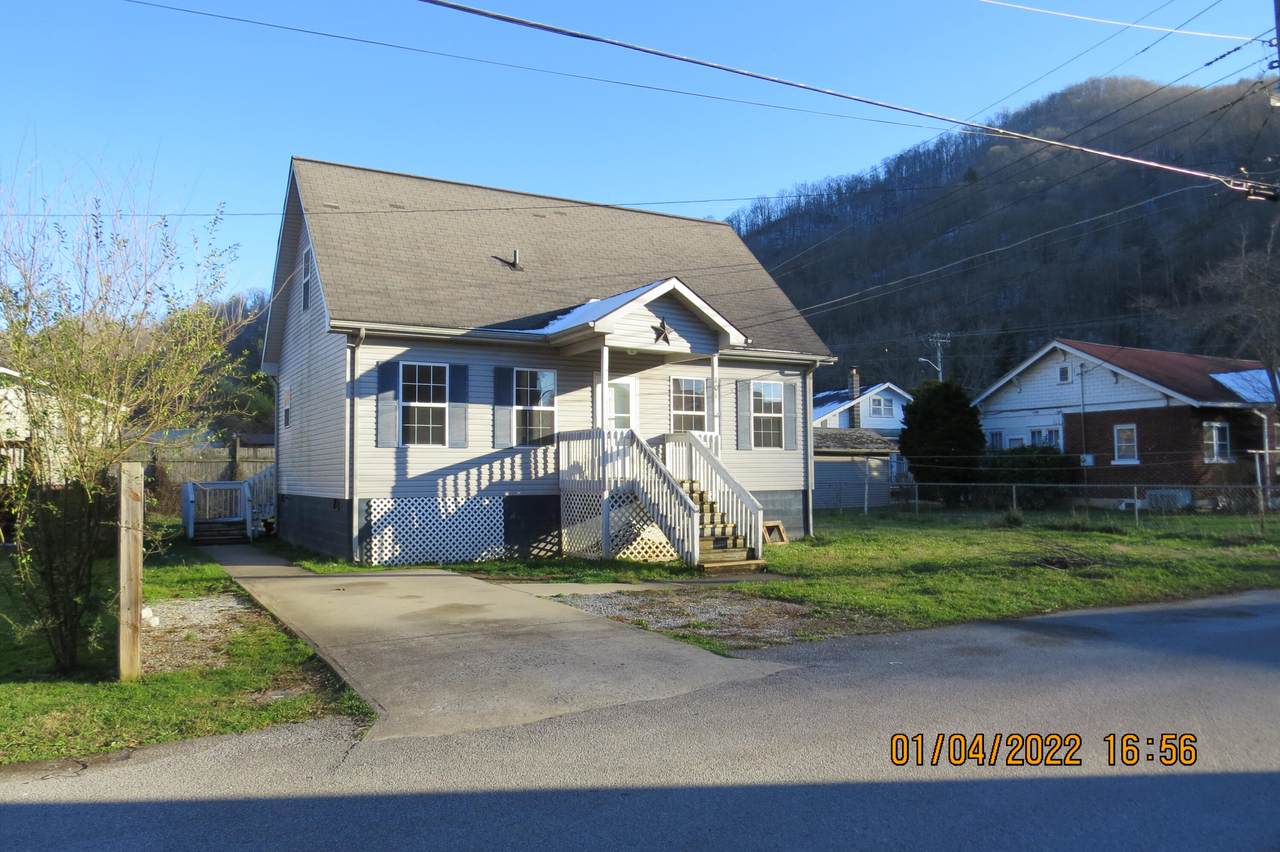 110 First Street - Photo 1