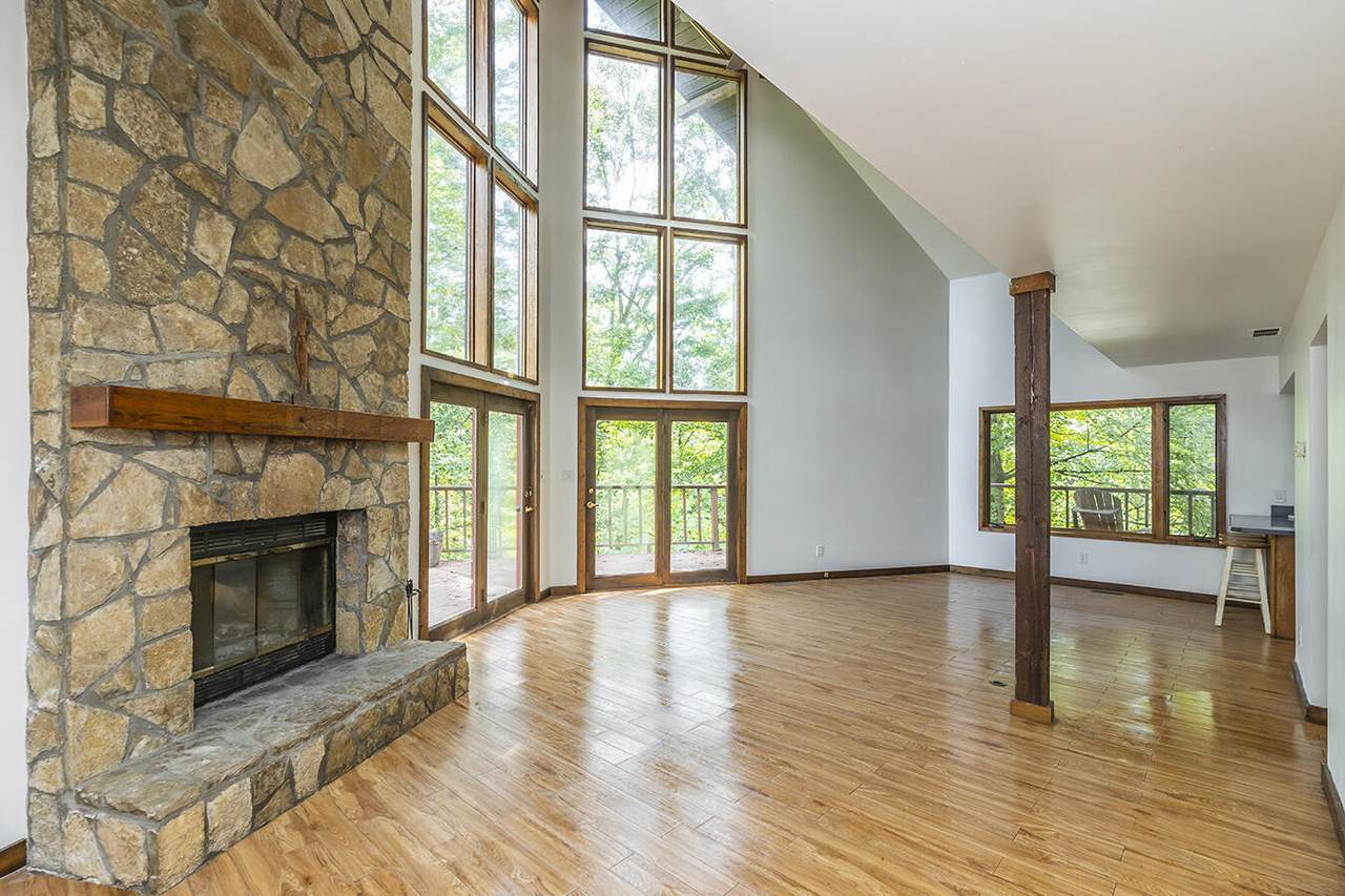 896 Donmar Drive - Photo 1