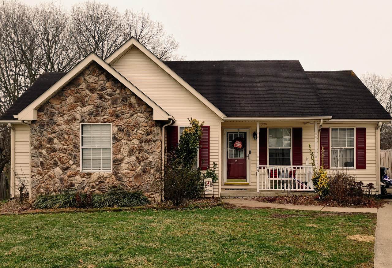 145 Salem Court - Photo 1