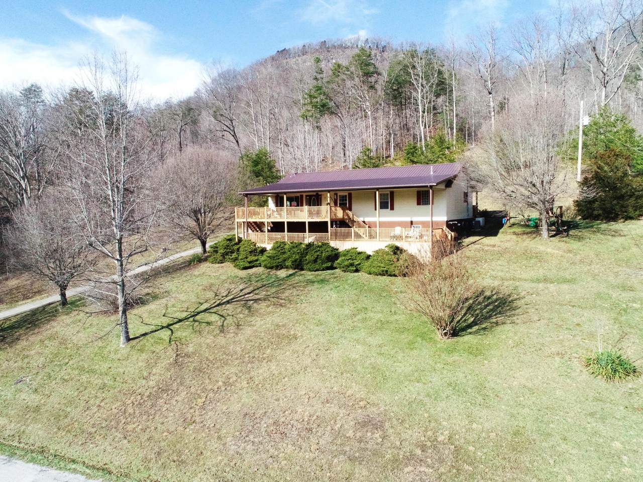 3970 Crooked Creek Road - Photo 1