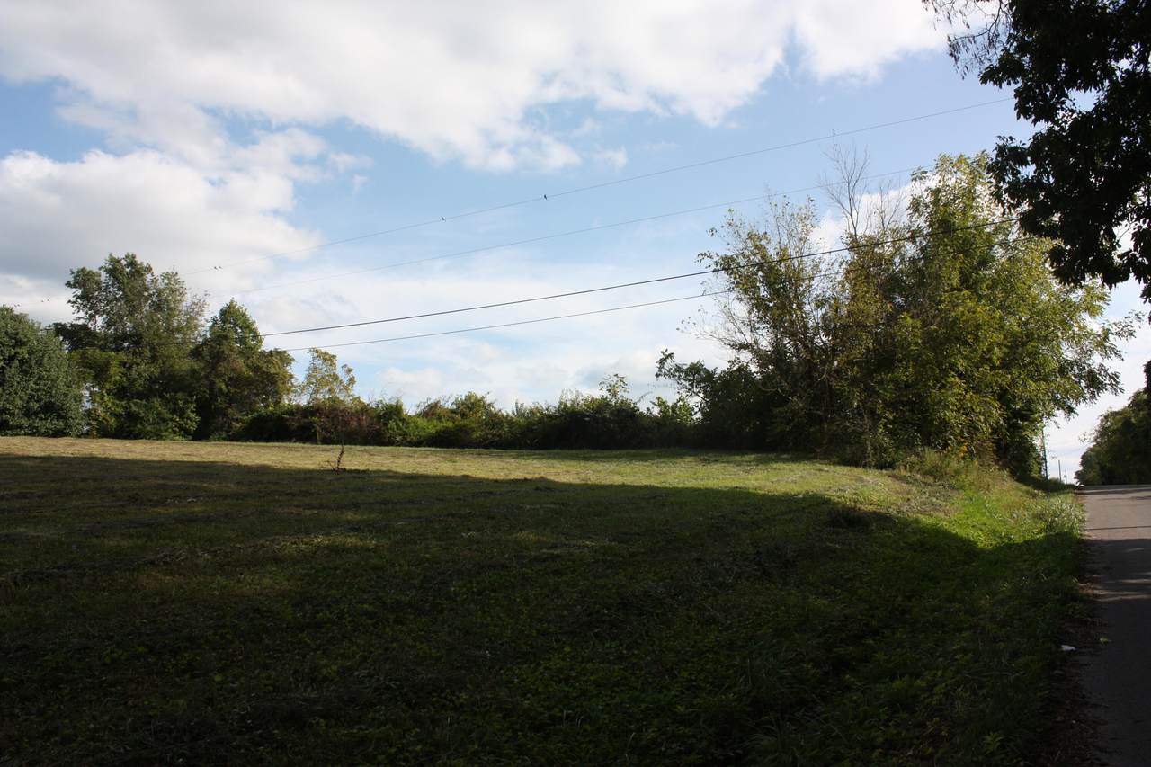 001 T-Bird Lane - Photo 1