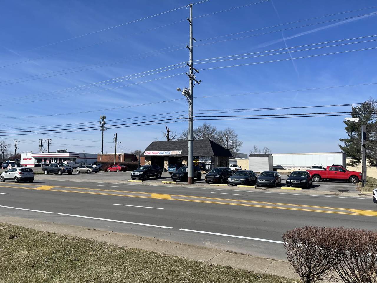 1299 Versailles Road - Photo 1