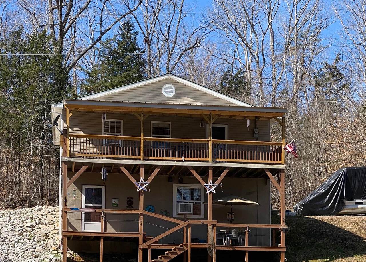 904 George Hardwick Drive - Photo 1